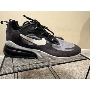 Nike Air Max 270 React Womens Sneakers Black White AT6174-001  Size 10